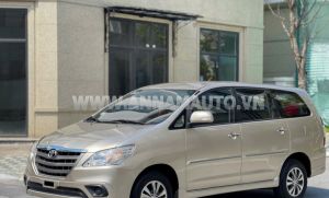 Xe Toyota Innova 2.0E 2016