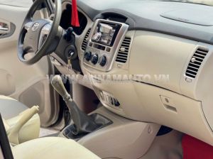 Xe Toyota Innova 2.0E 2016