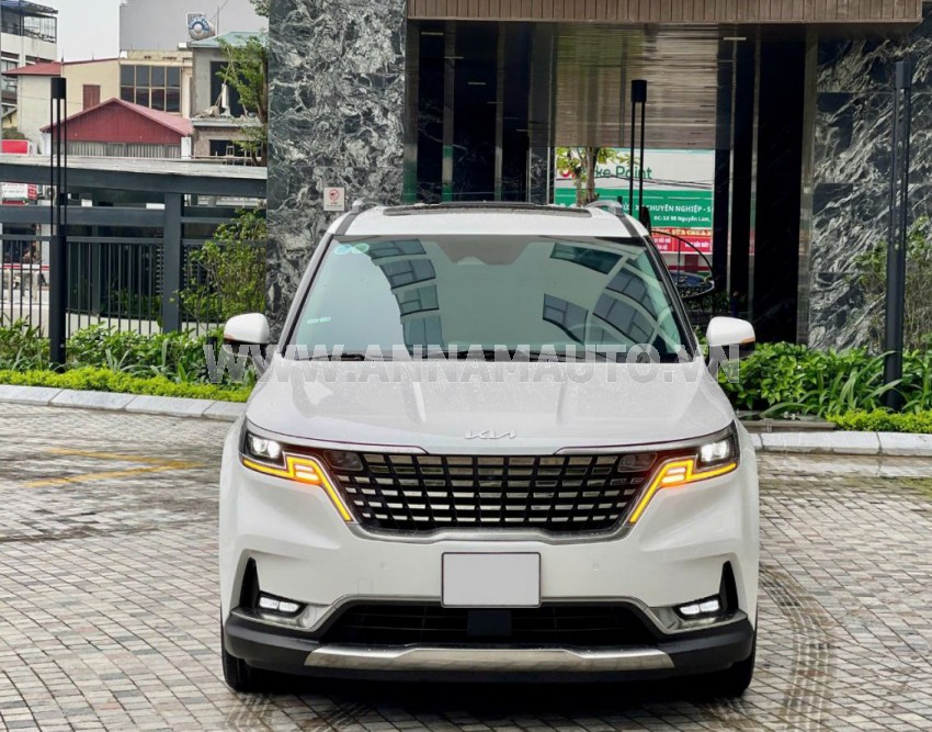 Kia Carnival Signature 2.2D