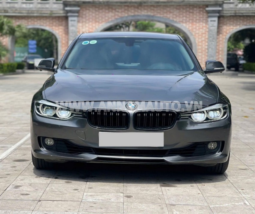 BMW 3 Series 320i