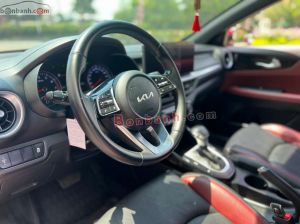 Xe Kia K3 Premium 1.6 AT 2022