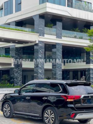 Xe Mitsubishi Outlander 2.0 CVT 2022