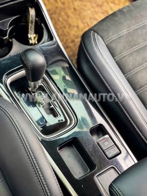 Xe Mitsubishi Outlander 2.0 CVT 2022