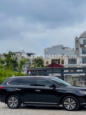 Xe Mitsubishi Outlander 2.0 CVT 2022
