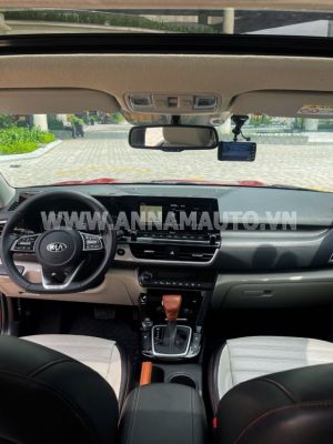 Xe Kia Seltos Premium 1.4 AT 2021