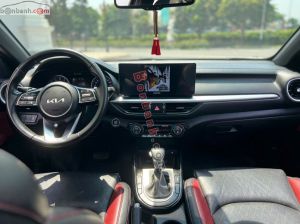 Xe Kia K3 Premium 1.6 AT 2022