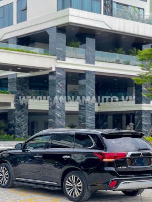 Xe Mitsubishi Outlander 2.0 CVT 2022