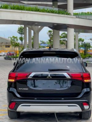 Xe Mitsubishi Outlander 2.0 CVT 2022