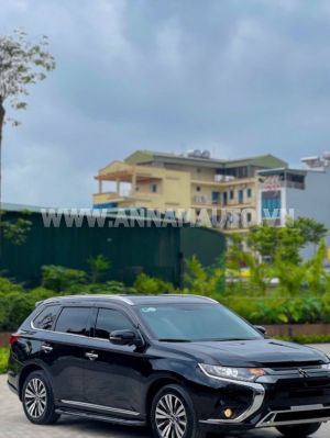 Xe Mitsubishi Outlander 2.0 CVT 2022