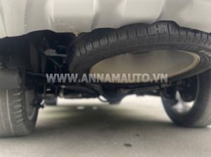 Xe Ford Everest Titanium 2.2L 4x2 AT 2016