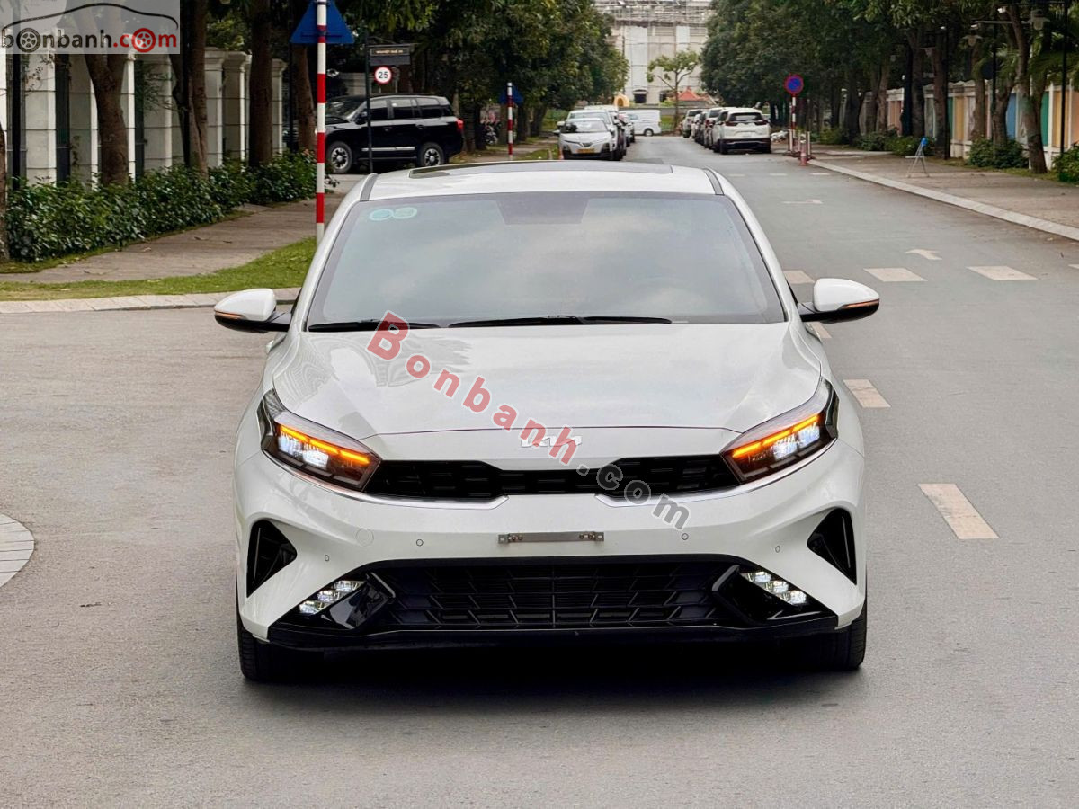 Kia K3 Premium 2.0 AT