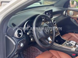 Xe Mercedes Benz GLC 250 4Matic 2018